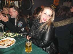 DSCF1205-206